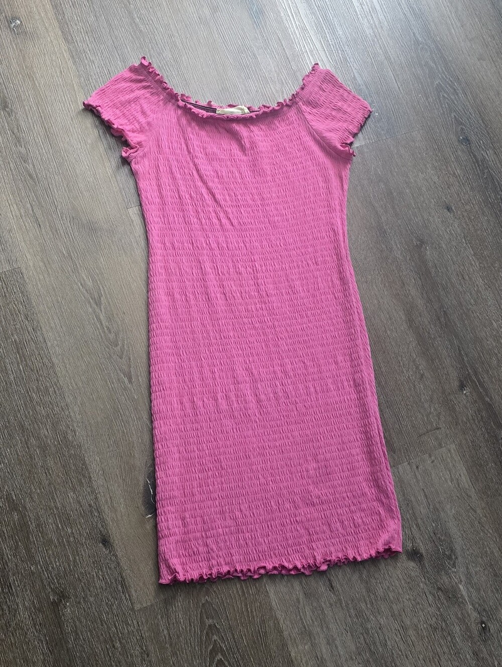 Off The Shoulder, Short Slevee Pink Dress Size M